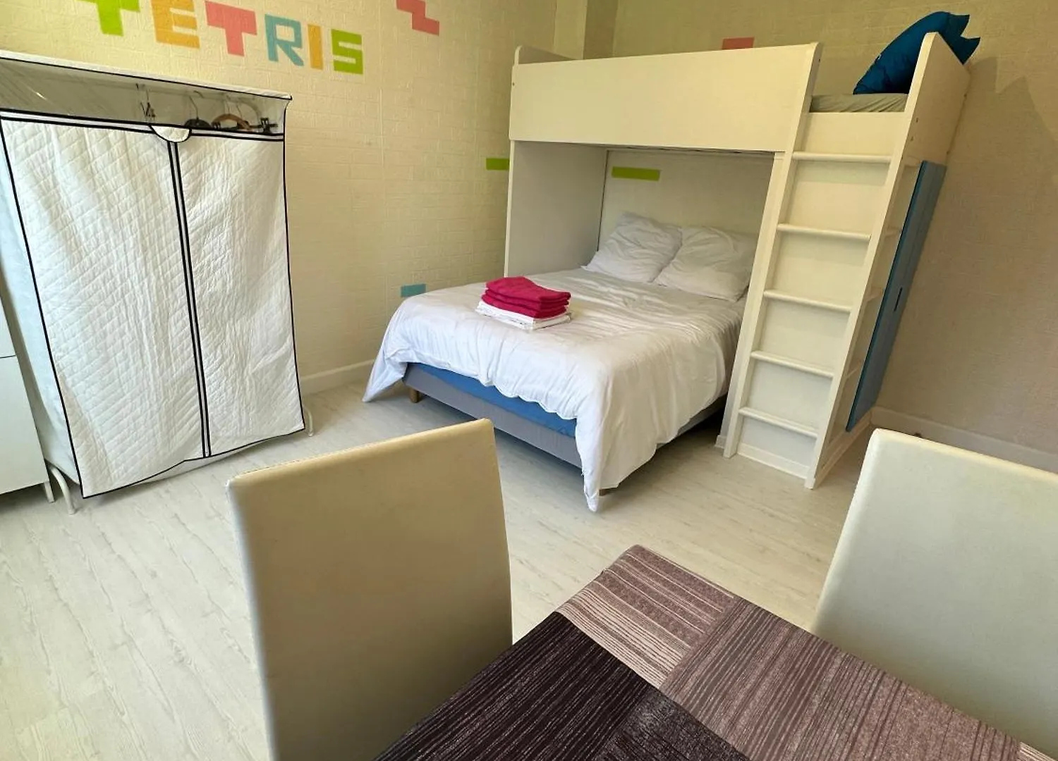 Chambre Familiale Tetris Castres